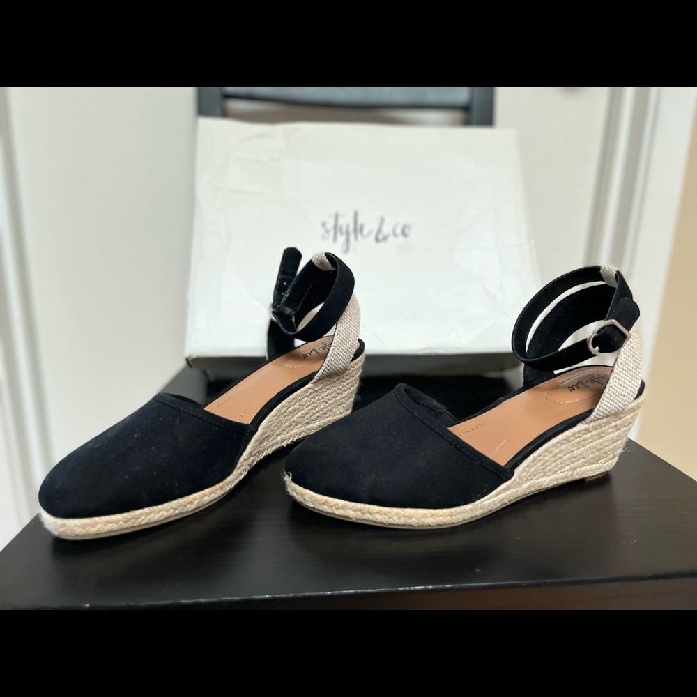 NWT/Box | Style & Co. | Mailena Closed Toe Black/Beige Ankle Strap Wedge Sandal